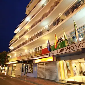 elegance-adriano.hotelsinnerja.org/